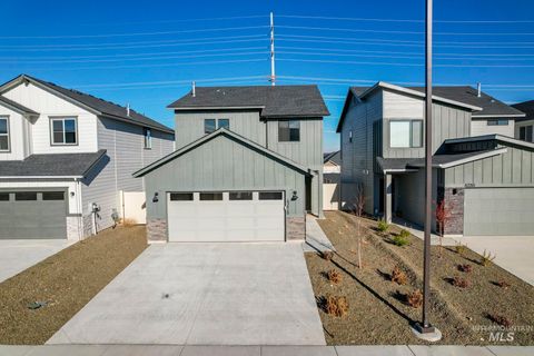 Photo of 6751 W Redwood Creek Dr, Meridian, ID 83646 (MLS # 98976254)