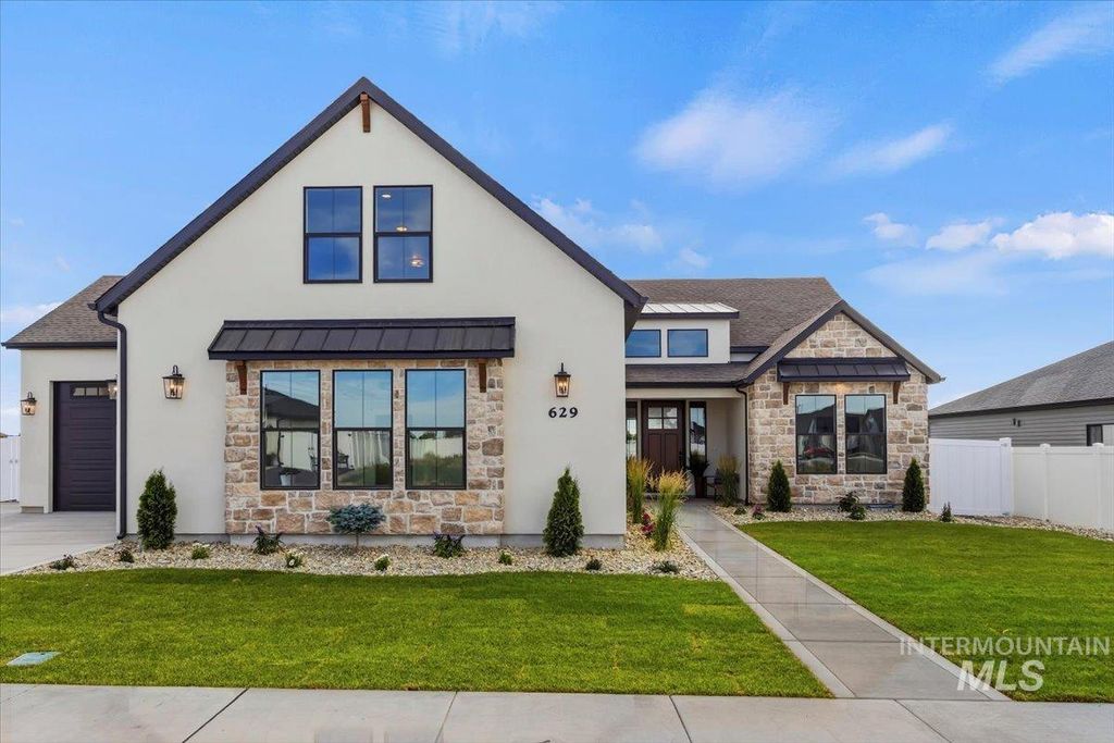 Photo of 629 Moonbeam Way, Twin Falls, ID 83301 (MLS # 98990930)
