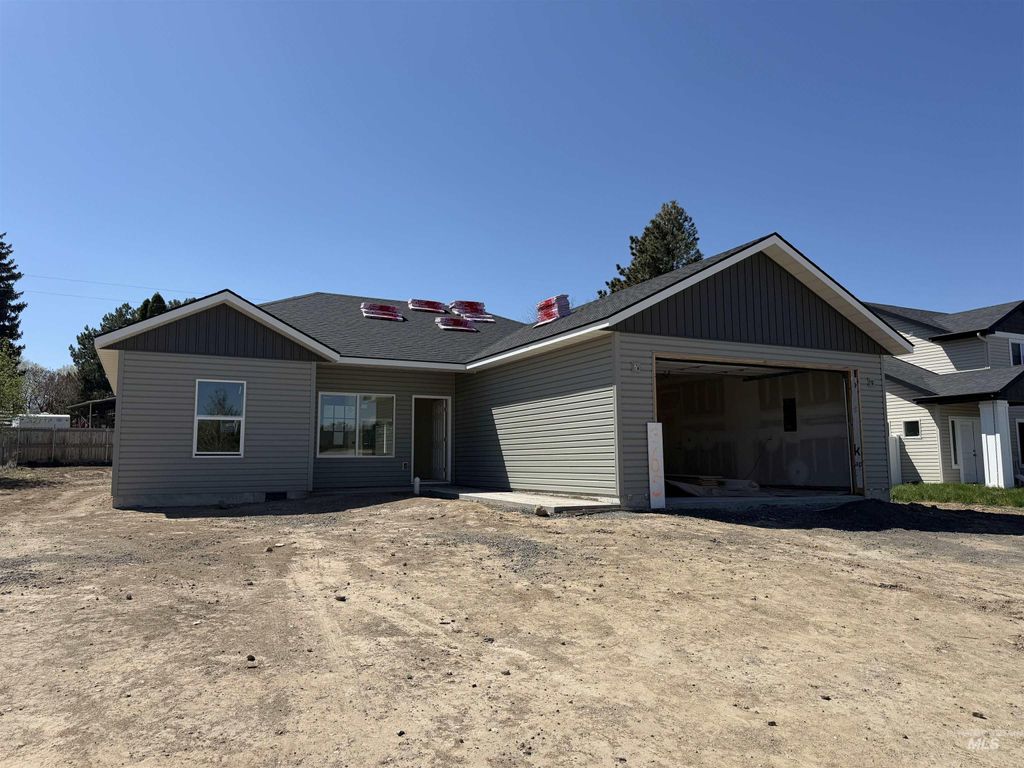 Photo of 365 Teton Drive, Jerome, ID 83338 (MLS # 98983849)