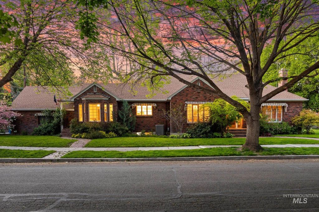 Photo of 2100 W Lemp St, Boise, ID 83702 (MLS # 98984278)