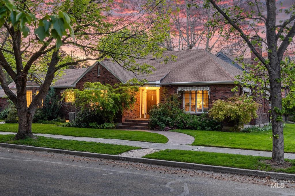 Photo of 2100 W Lemp St, Boise, ID 83702 (MLS # 98984278)