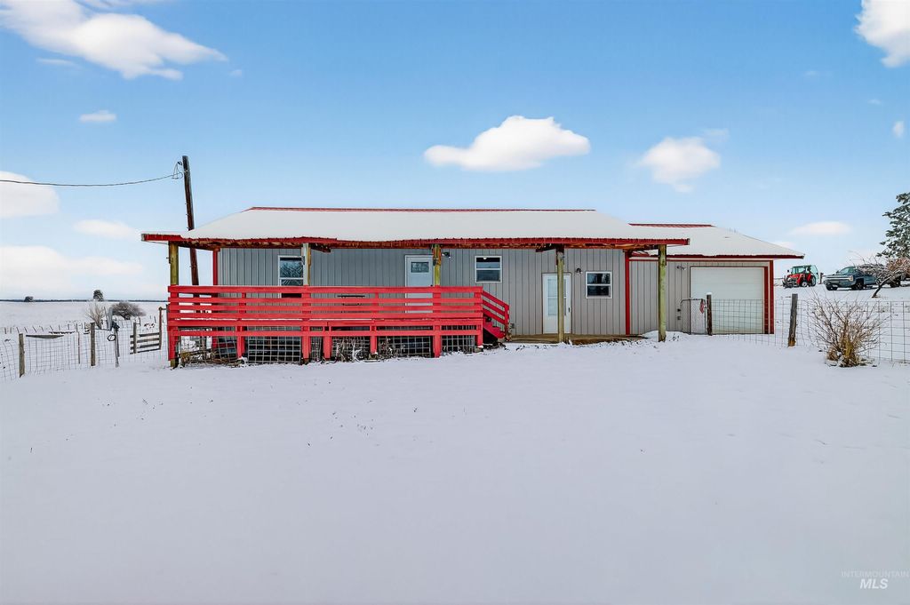 Photo of 1585 Woodside Rd, Winchester, ID 83555 (MLS # 98969083)