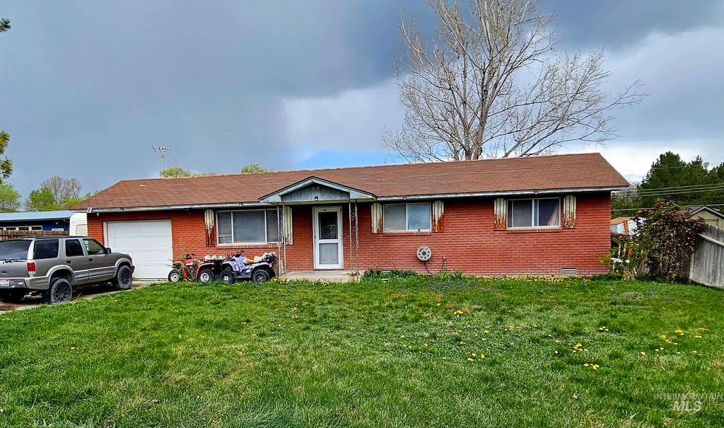 Photo of 428 1st St. N St, Marsing, ID 83639 (MLS # 98982593)