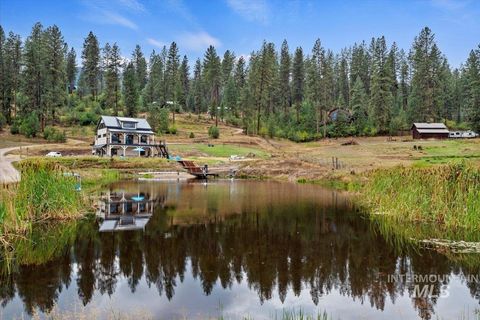 Photo of 22 Old Cougar Lane, Garden Valley, ID 83622 (MLS # 98961247)