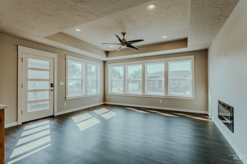 Photo of 1231 Phillips Circle, Ontario, OR 97914 (MLS # 98991103)