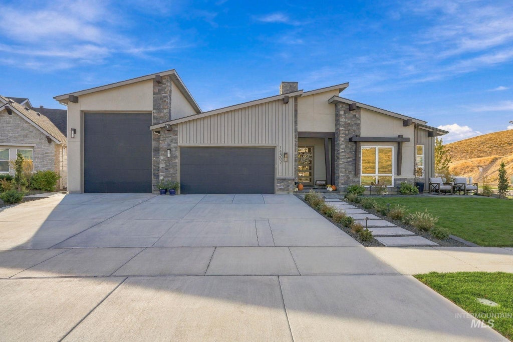 Photo of 14567 N Whitefish Way, Boise, ID 83714 (MLS # 99002157)