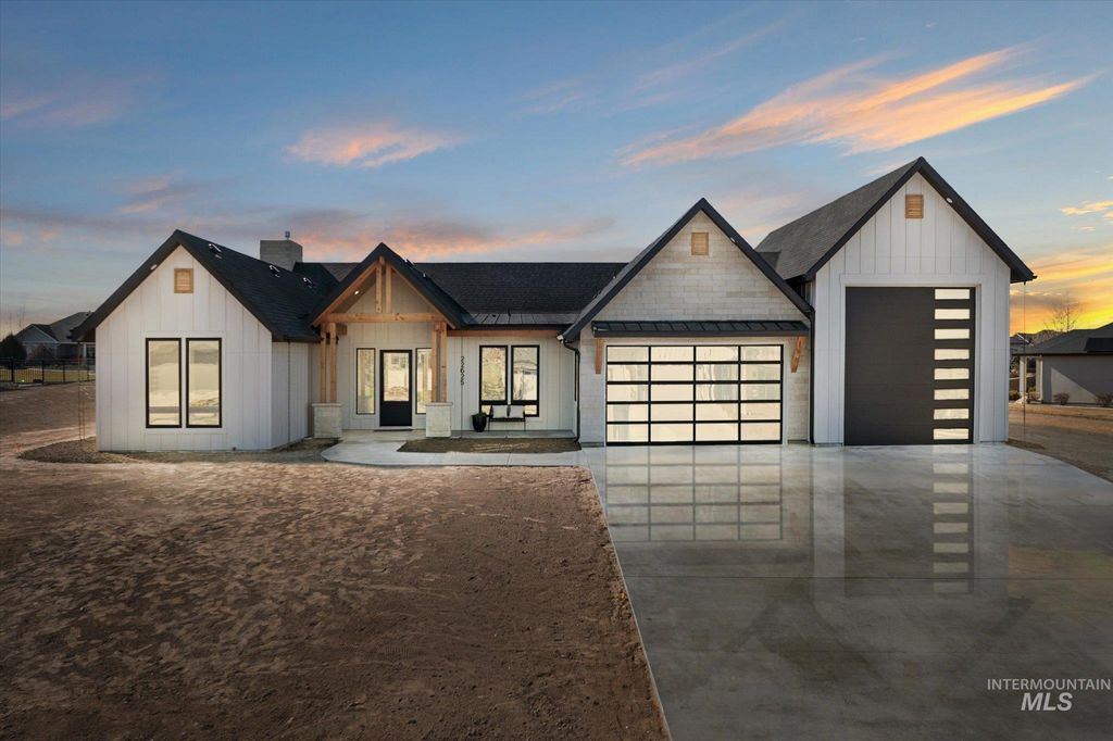 Photo of 22625 Aura Vista Way, Caldwell, ID 83607 (MLS # 98976880)