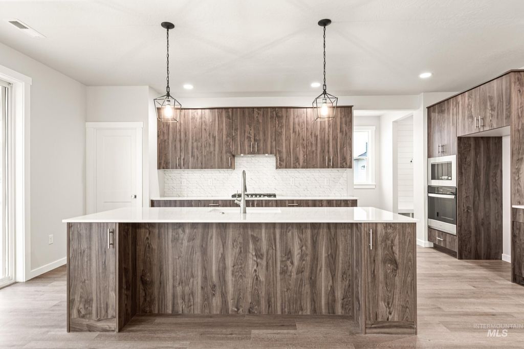 Photo of 5406 S Danforth Ave, Nampa, ID 83686 (MLS # 98986294)