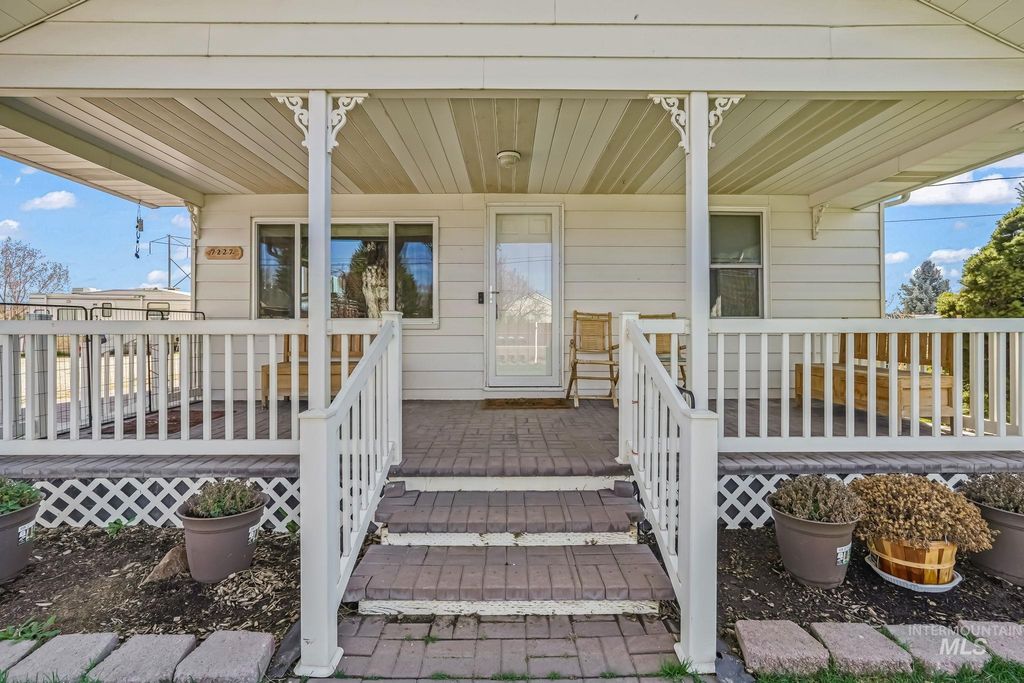 Photo of 7227 Birch Lane, Nampa, ID 83687 (MLS # 98977449)