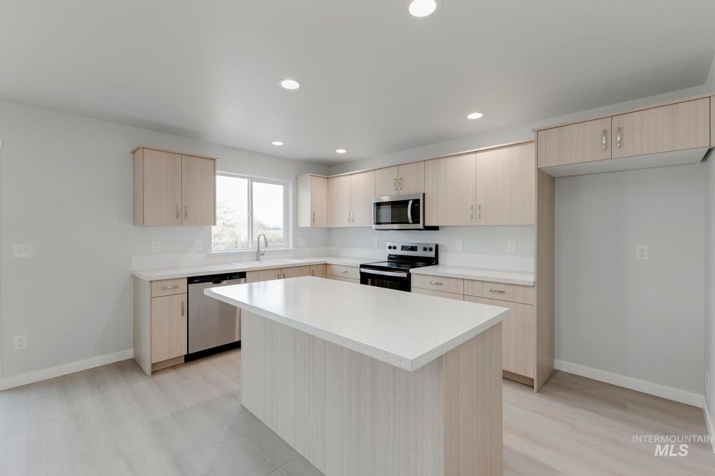 Photo of 7214 E Shields Dr, Nampa, ID 83687 (MLS # 98967540)