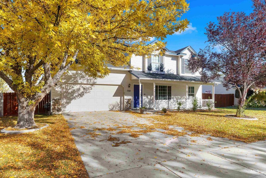 Photo of 7312 E Wiltshire Lane, Nampa, ID 83687 (MLS # 98966249)