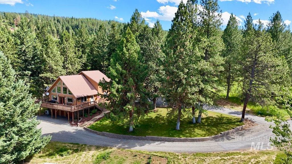 Photo of 24 Ashley Place, Grangeville, ID 83530 (MLS # 98990831)