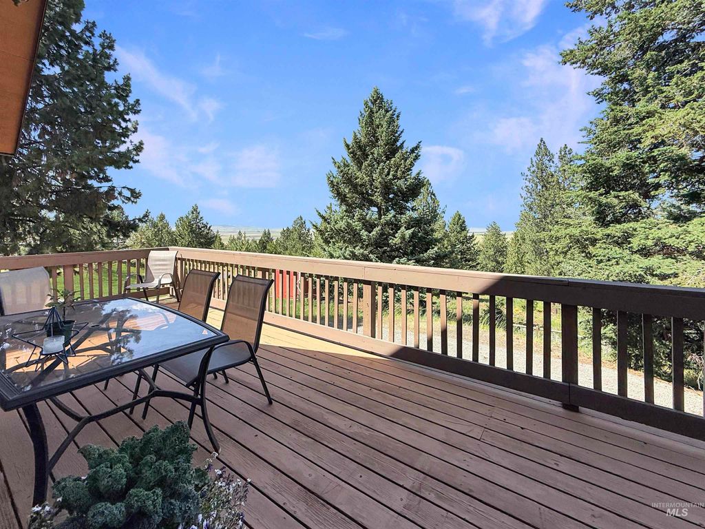 Photo of 24 Ashley Place, Grangeville, ID 83530 (MLS # 98990831)