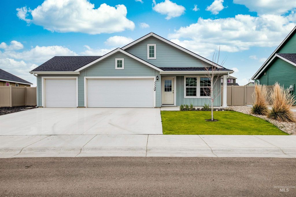 Photo of 11124 Maroon Bells Dr, Caldwell, ID 83605 (MLS # 98980293)