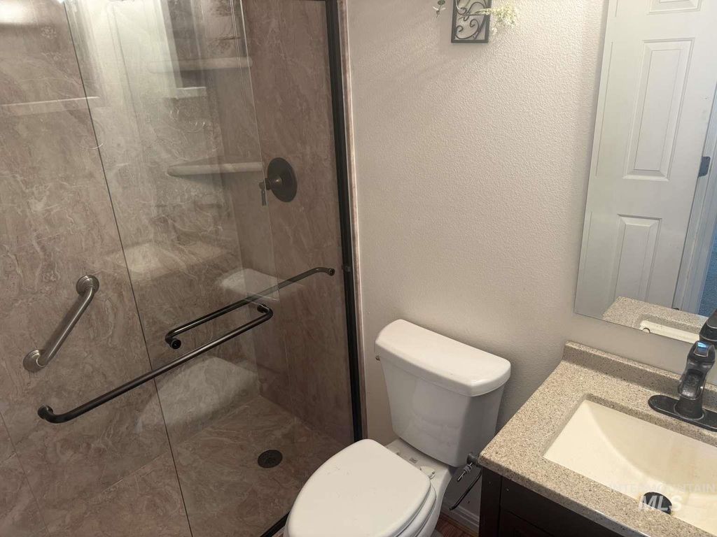 Photo of 7400 Newbrook Dr, Nampa, ID 83687 (MLS # 98981766)