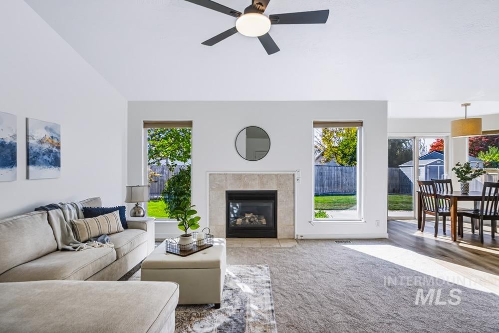 8499 W Shooting Star Dr