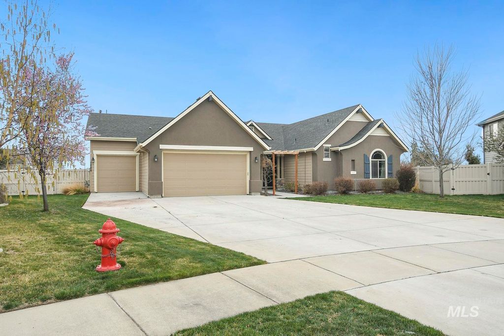 Photo of 1288 Big Horn Court, Middleton, ID 83644 (MLS # 98979943)