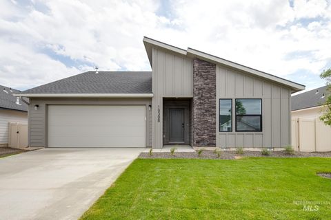 19398 Schooner Ave Caldwell ID 83605