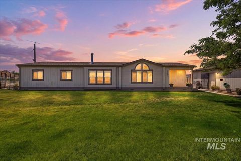 Photo of 10491 Farner Rd, Nampa, ID 83686 (MLS # 98987892)