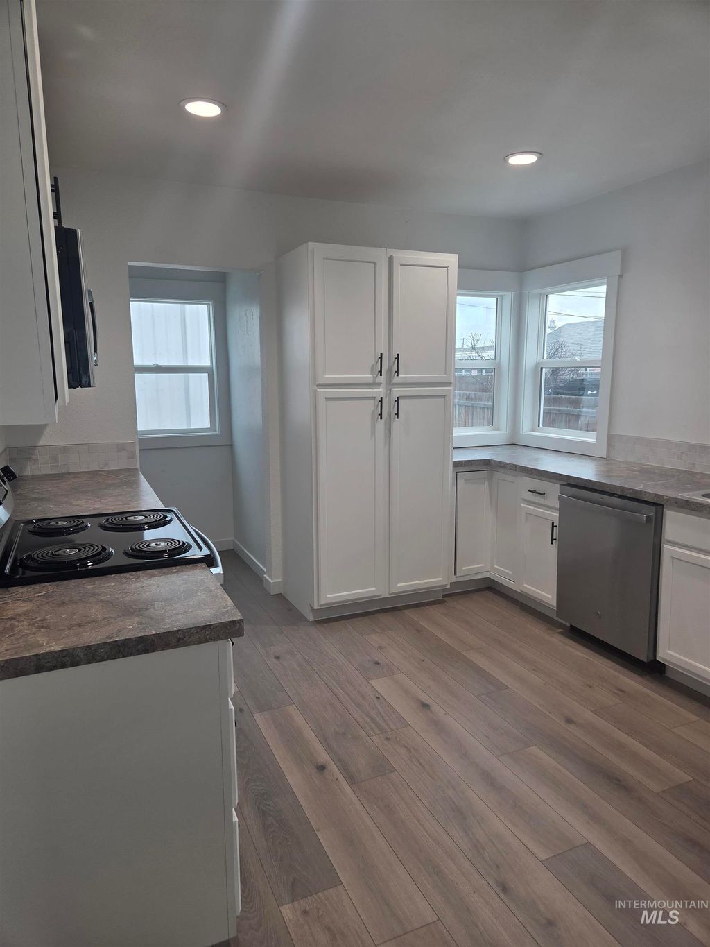 Photo of 114 E Montana, Homedale, ID 83628 (MLS # 98979559)