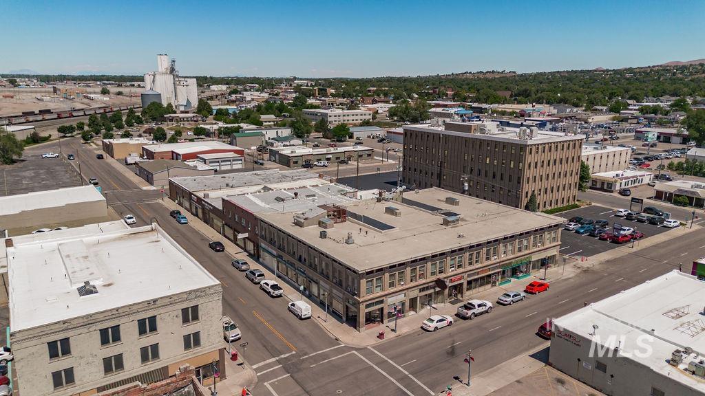 310 E Center St