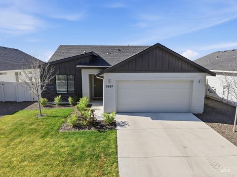 Photo of 3697 W La Brea Dr, Meridian, ID 83642 (MLS # 98981632)