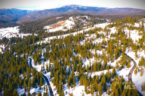 Photo of 4 Whitefield Lane, McCall, ID 83638 (MLS # 98940804)