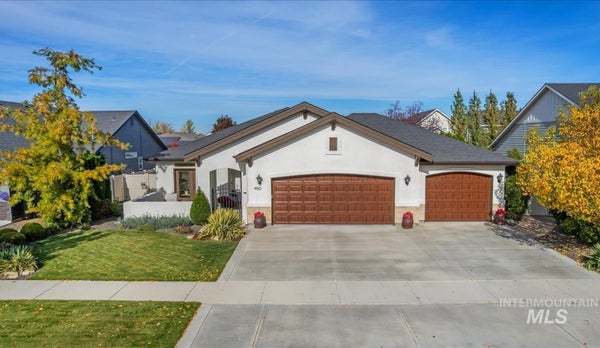 450 E RAISON ST, KUNA, ID 83634 - Image 1bbd1ec3b5efbb779d09a314b438fb2b/687961489