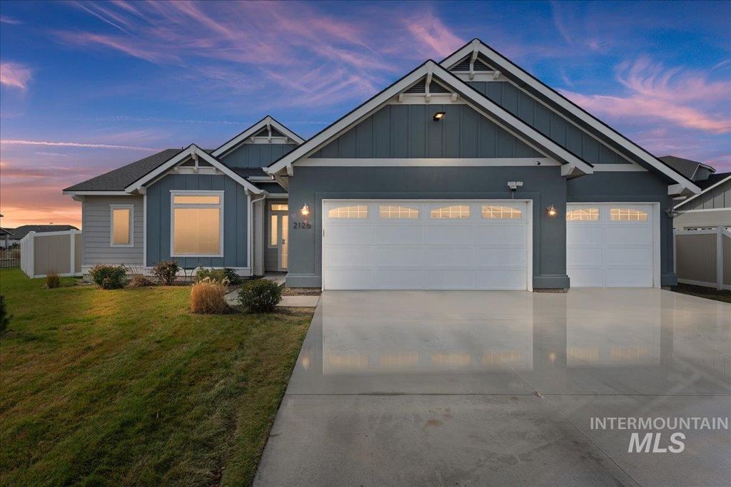 Photo of 2126 W Pine Creek Drive, Nampa, ID 83686 (MLS # 98975849)