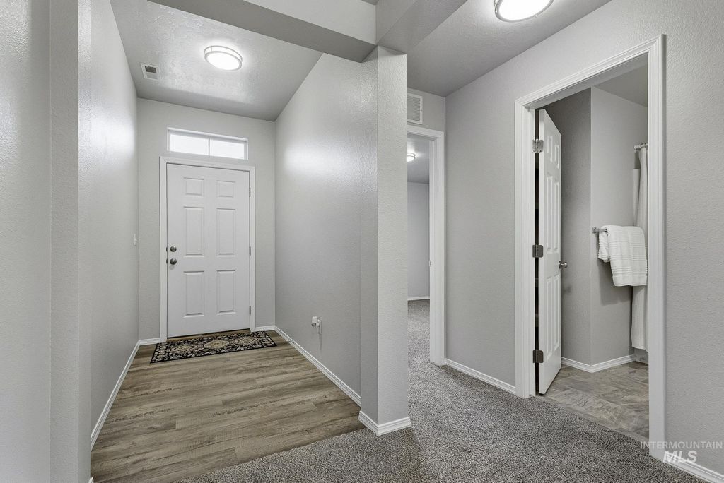 Photo of 12923 Bullfinch Ct, Nampa, ID 83651 (MLS # 98983953)