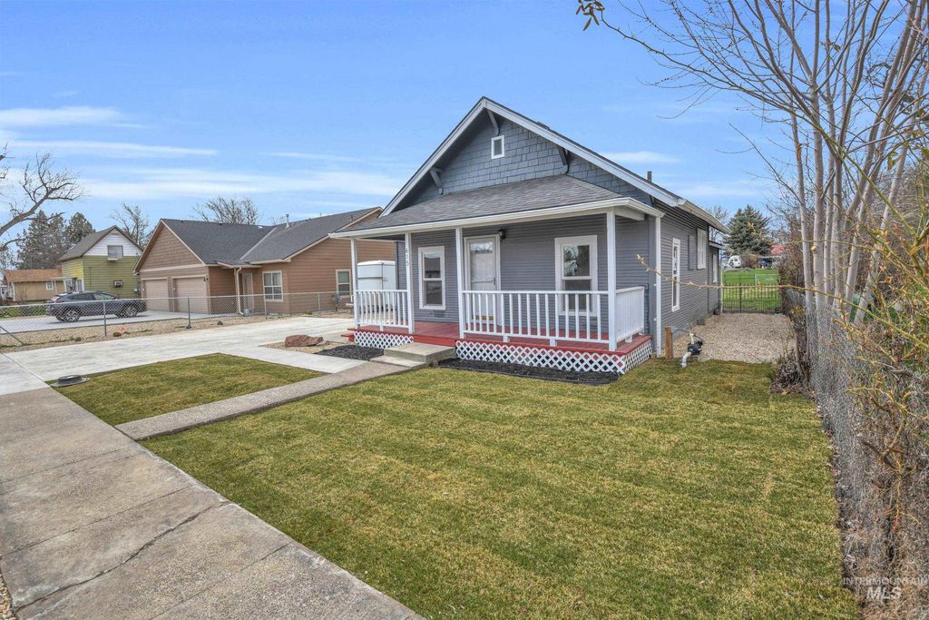 Photo of 615 N. 2nd St, Payette, ID 83661 (MLS # 98977663)