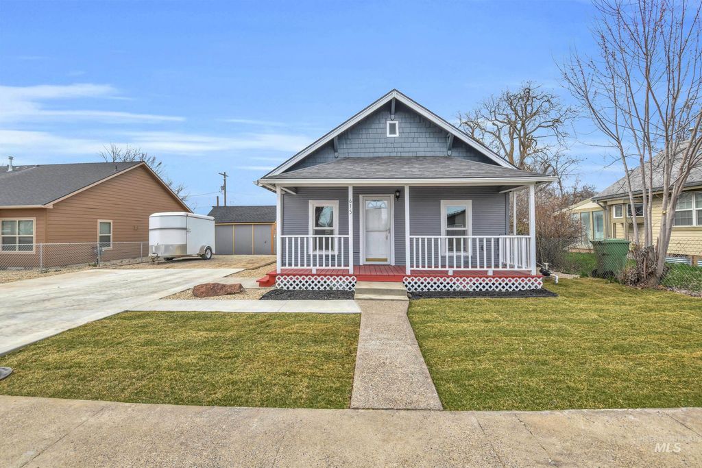 Photo of 615 N. 2nd St, Payette, ID 83661 (MLS # 98977663)