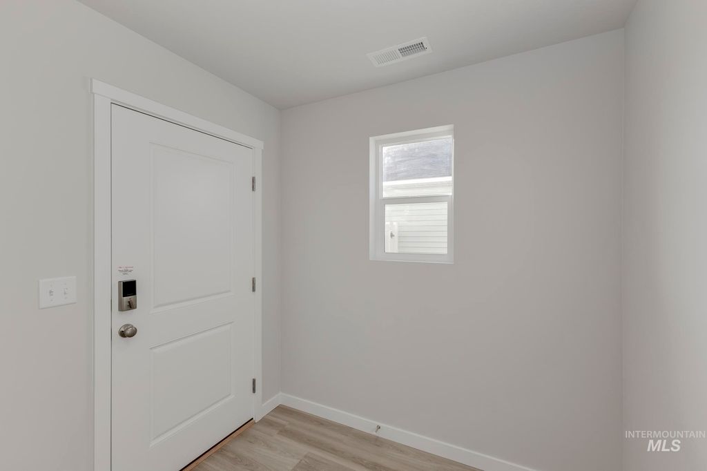 Photo of 7335 S Bungalow Ave, Meridian, ID 83642 (MLS # 98970354)