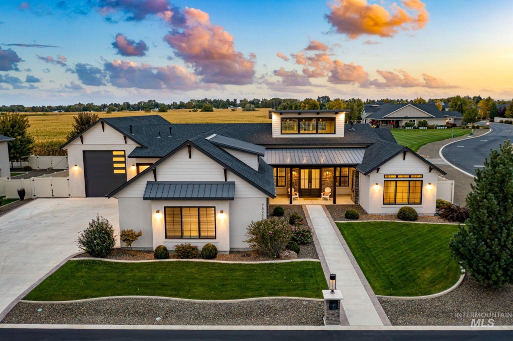 Photo of 7520 E Kyle Dr, Nampa, ID 83687 (MLS # 99001229)