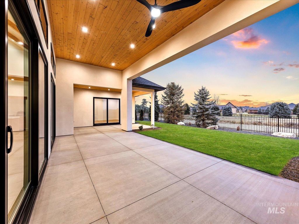 Photo of 6349 W Piaffe St, Eagle, ID 83616 (MLS # 98972628)