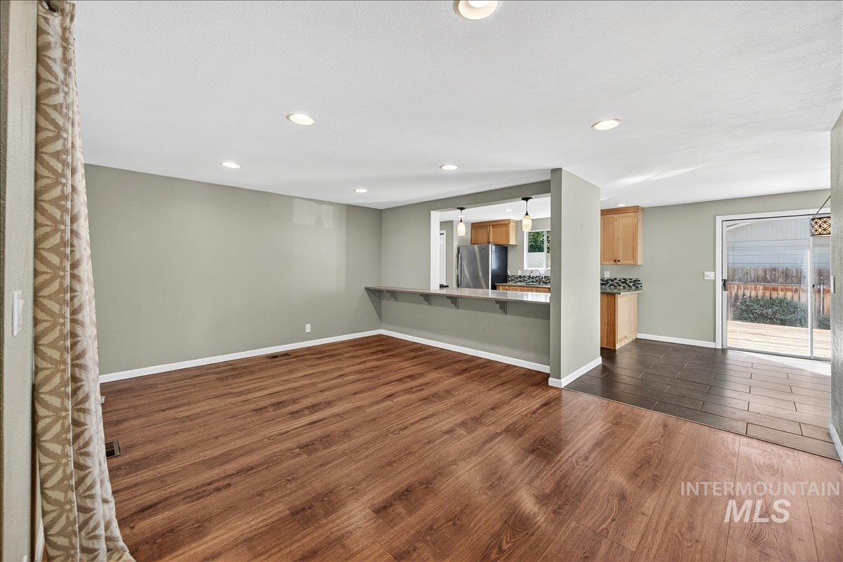 2875 S Harmony Street