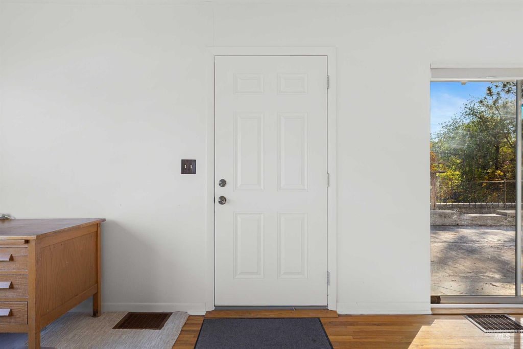 Photo of 2539 E 3700 N, Twin Falls, ID 83301 (MLS # 98965968)