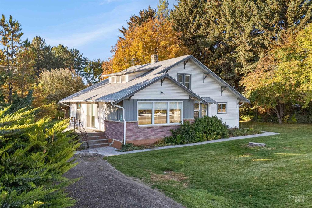 Photo of 2539 E 3700 N, Twin Falls, ID 83301 (MLS # 98965968)