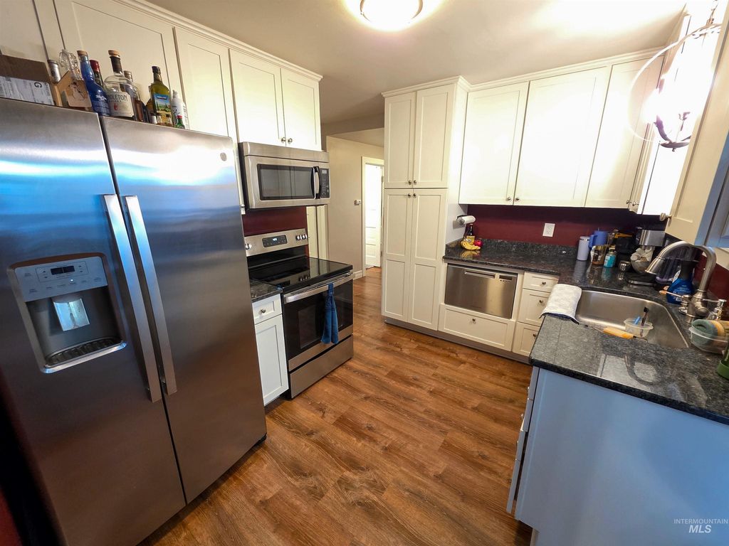 Photo of 1212 7th Street, Clarkston, WA 99403 (MLS # 98978154)