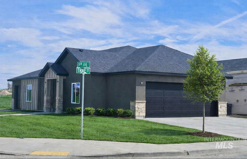 Photo of 1331 E 19th Ave #Lot 4 Block 9, Jerome, ID 83338 (MLS # 98981044)