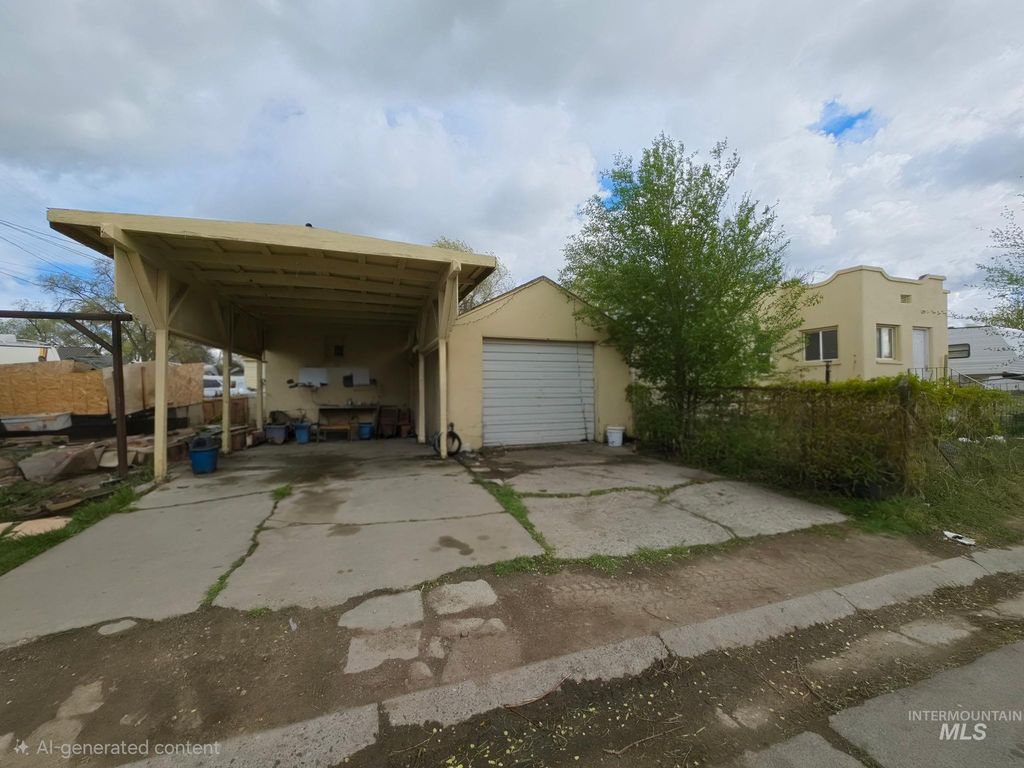 Photo of 830 Broadway Ave N Ave, Buhl, ID 83316 (MLS # 98982856)