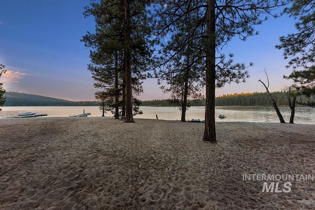 Photo of 1339 Beach Way, McCall, ID 83638 (MLS # 98963908)