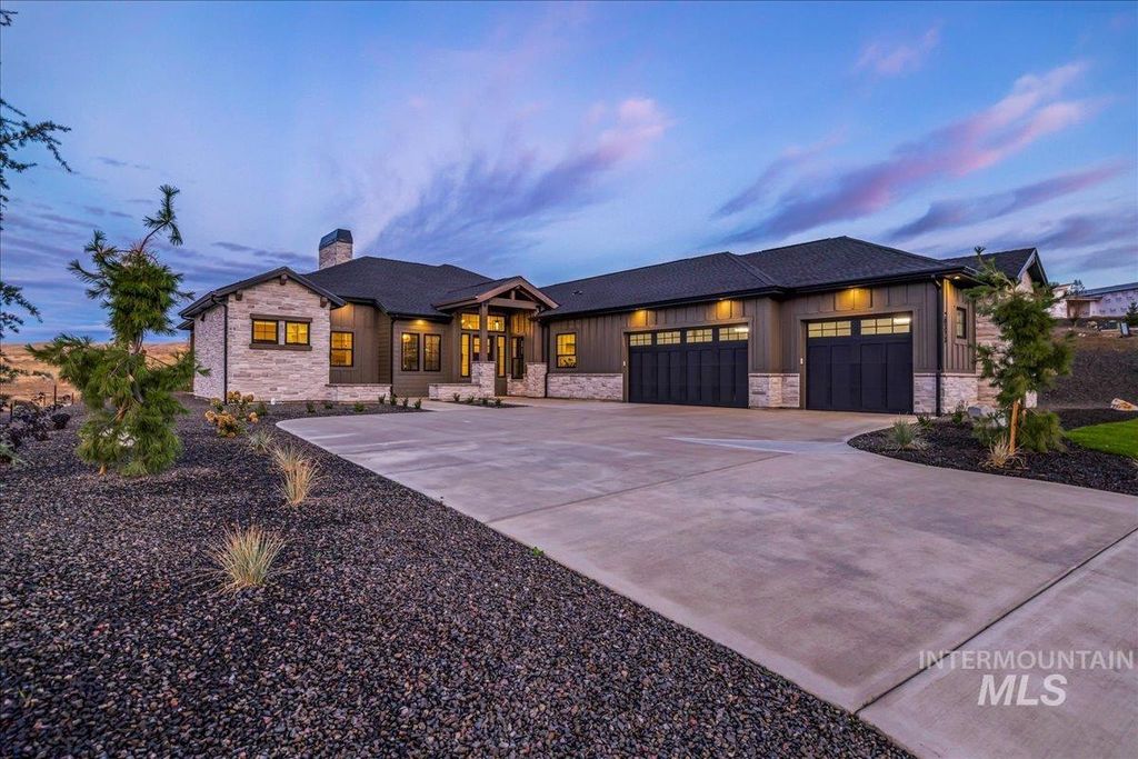 Photo of 20373 N Swire Green Way, Boise, ID 83714 (MLS # 98963529)
