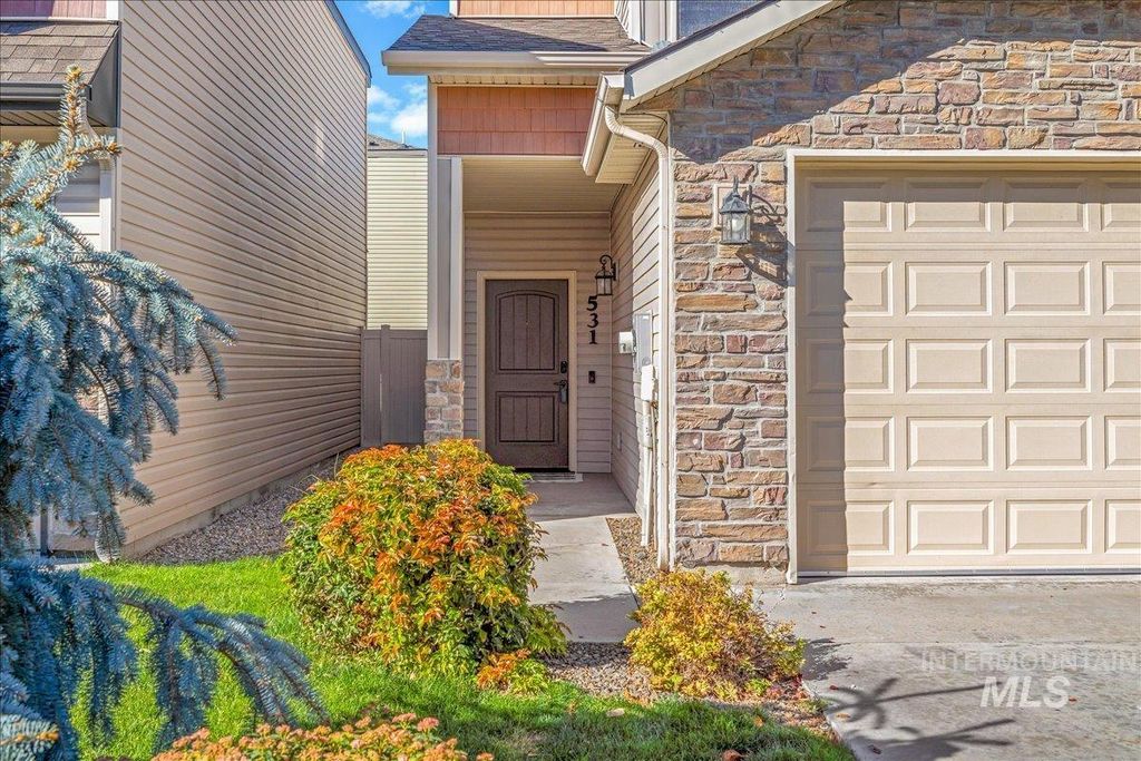 Photo of 531 S Pine Island Ln, Boise, ID 83709 (MLS # 98965564)