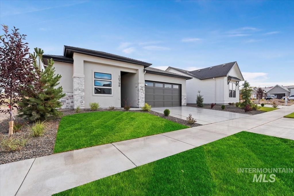 Photo of 7096 W Newton St, Eagle, ID 83616 (MLS # 98979403)