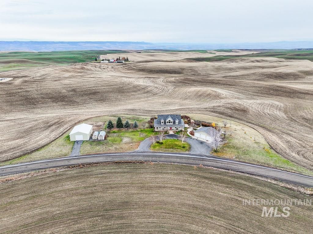 Photo of 18072 Central Grade, Genesee, ID 83832 (MLS # 98968977)