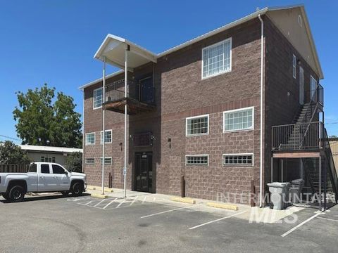 Photo of 4105 N Adams St, Garden City, ID 83714 (MLS # 98950346)