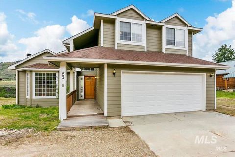 Photo of 23 Mores Creek Circle, Boise, ID 83716 (MLS # 98977412)