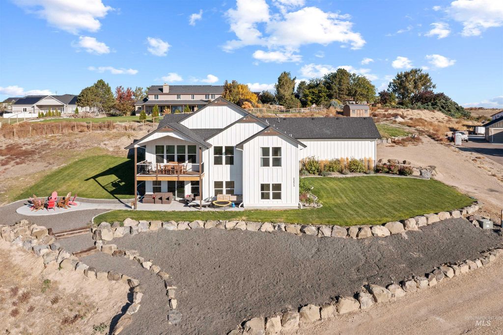 Photo of 23824 Garrett Ranch Way, Wilder, ID 83607 (MLS # 98965057)