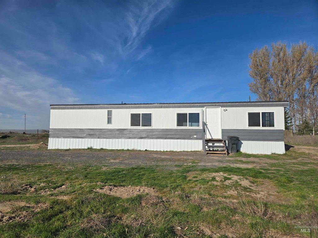 Photo of 2910 S 1300 E, Hagerman, ID 83332 (MLS # 98979017)